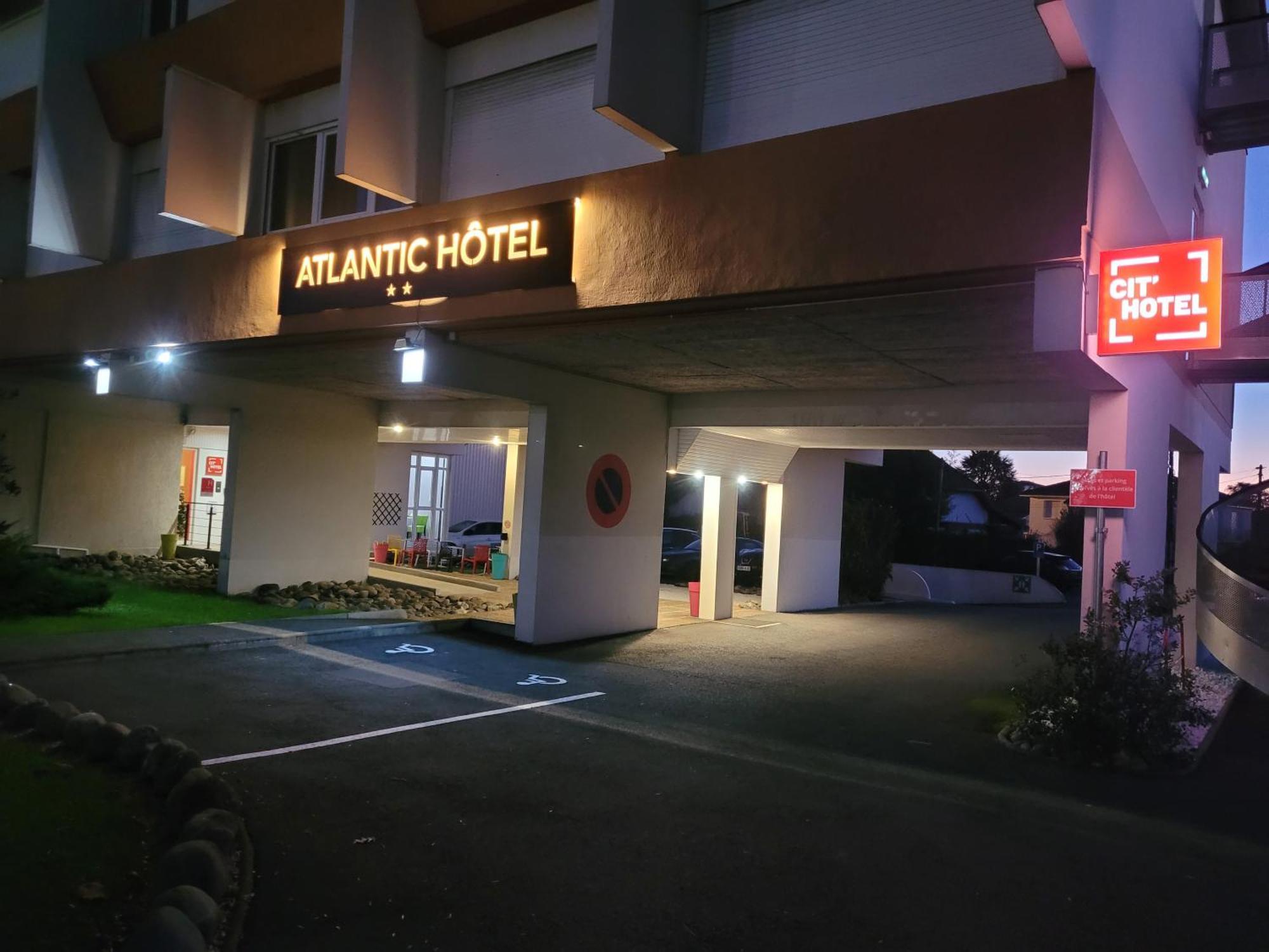 Cit'Hotel Atlantic Hotel Pau Exteriér fotografie