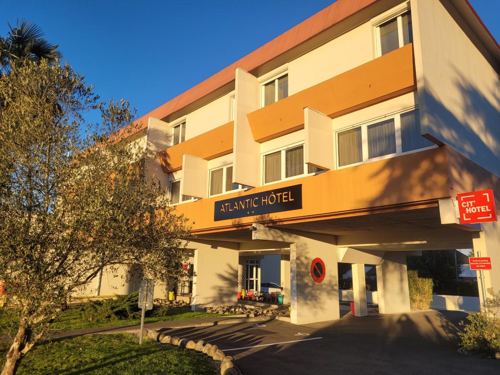 Cit'Hotel Atlantic Hotel Pau Exteriér fotografie